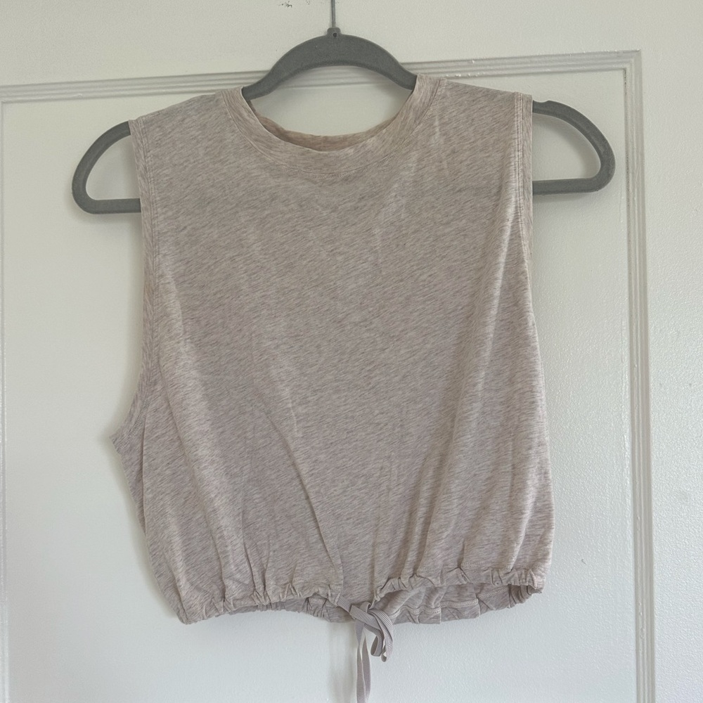 Lululemon muscle tank